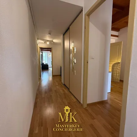 Apartment T4 Spacieux & Chaleureux Proche Stanislas Nancy