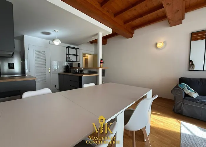 T4 Spacieux & Chaleureux Proche Stanislas * Nancy